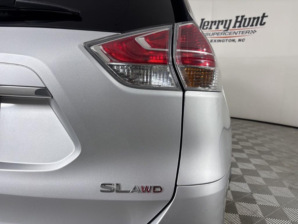 used 2015 Nissan Rogue car, priced at $11,900