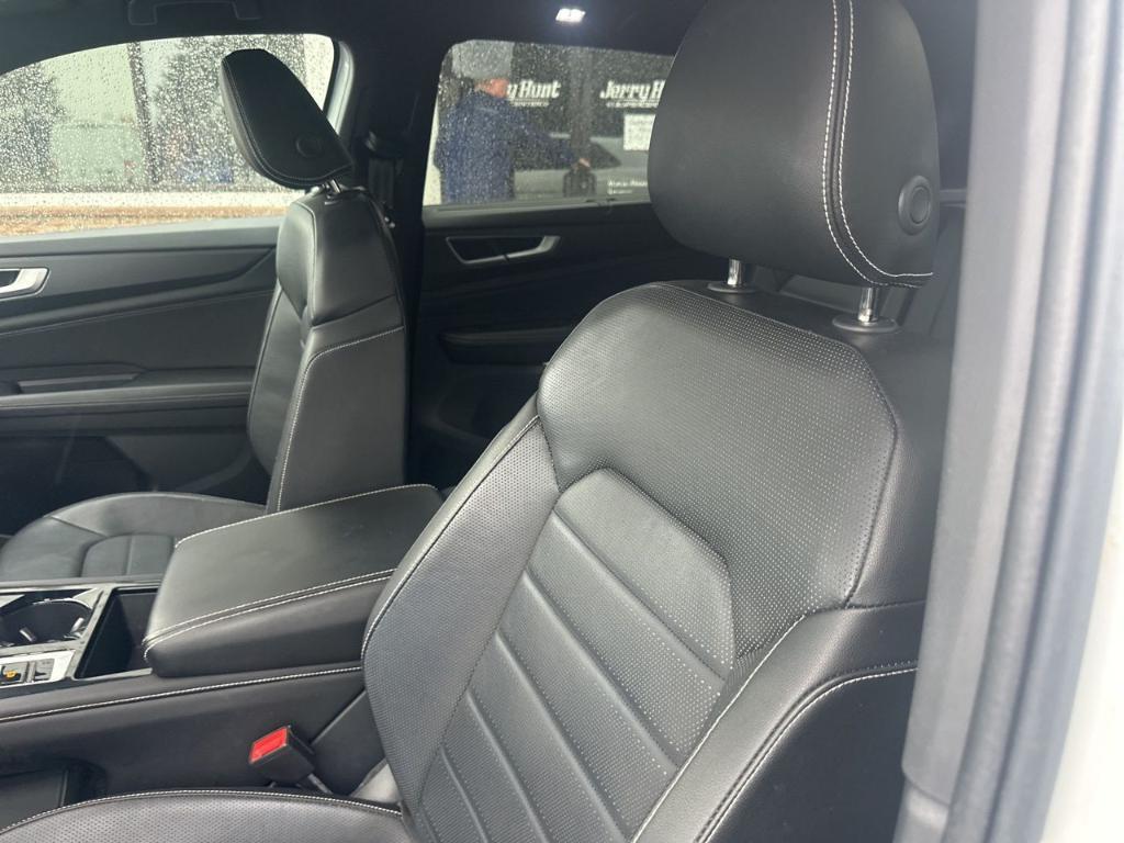 used 2024 Volkswagen Atlas Cross Sport car, priced at $32,988