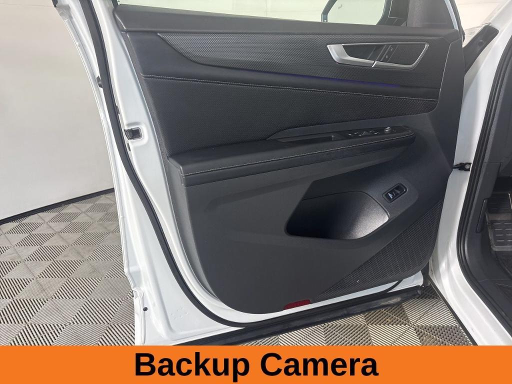 used 2024 Volkswagen Atlas Cross Sport car, priced at $32,123