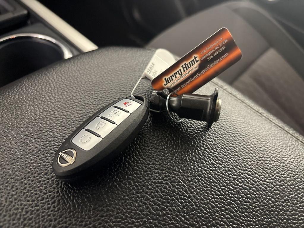 used 2024 Nissan Titan car, priced at $38,588