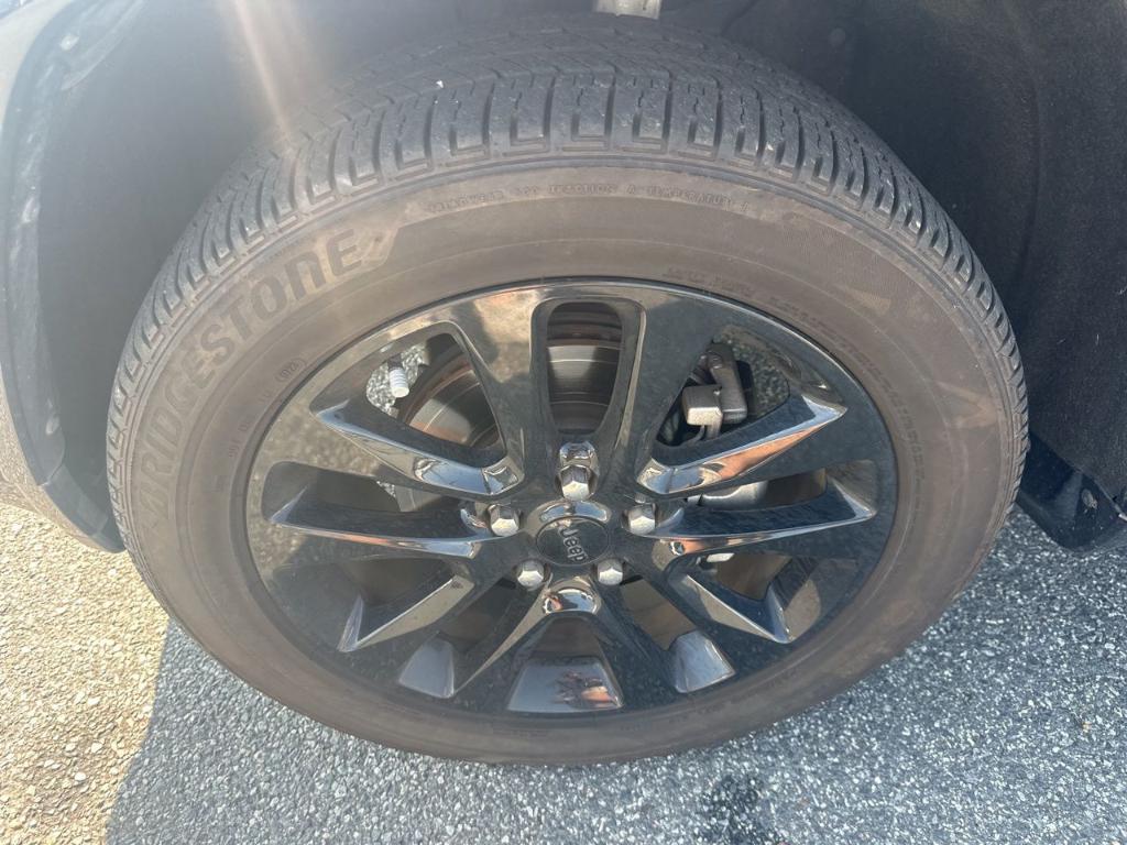 used 2020 Jeep Grand Cherokee car, priced at $24,900