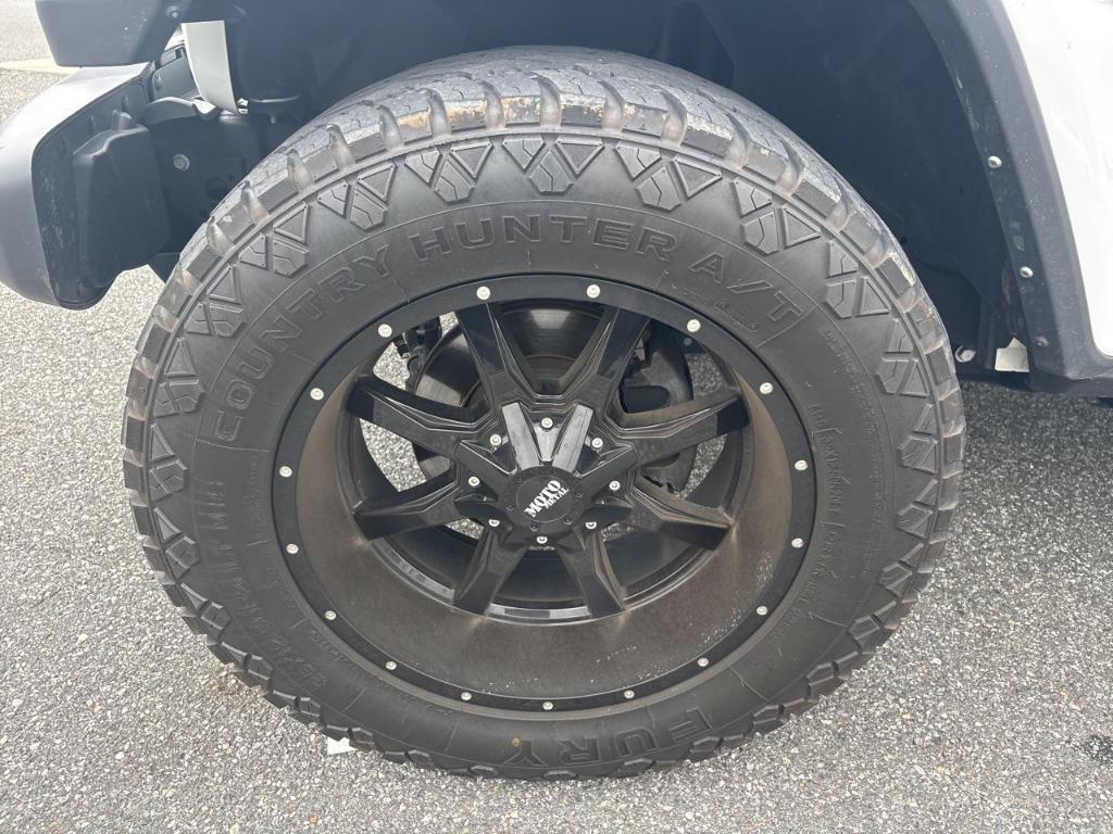 used 2021 Jeep Gladiator car, priced at $29,717