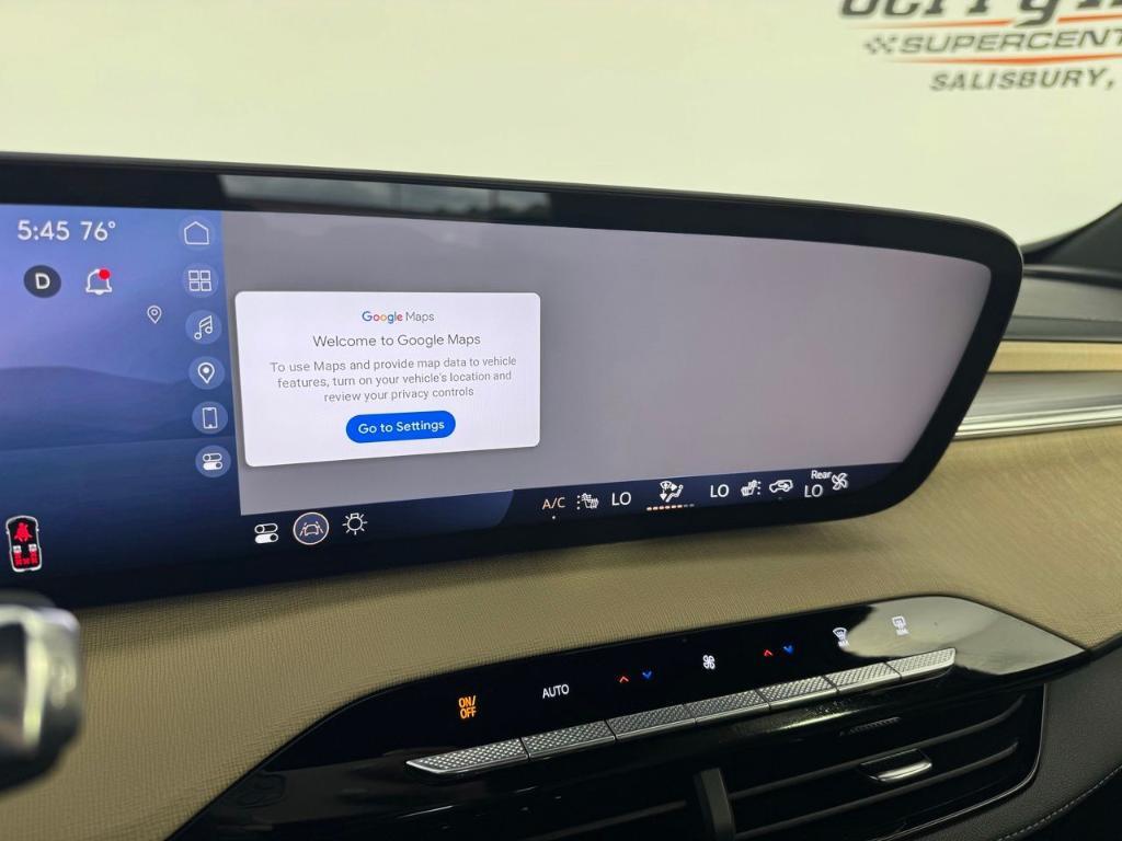 used 2025 Buick Enclave car, priced at $43,300
