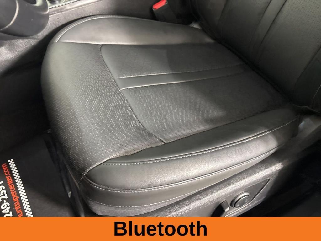 used 2023 Kia Sorento car, priced at $27,200