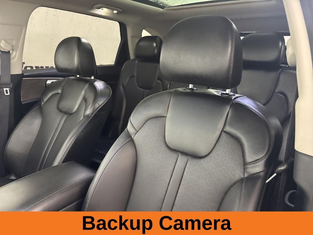 used 2023 Kia Sorento car, priced at $27,200