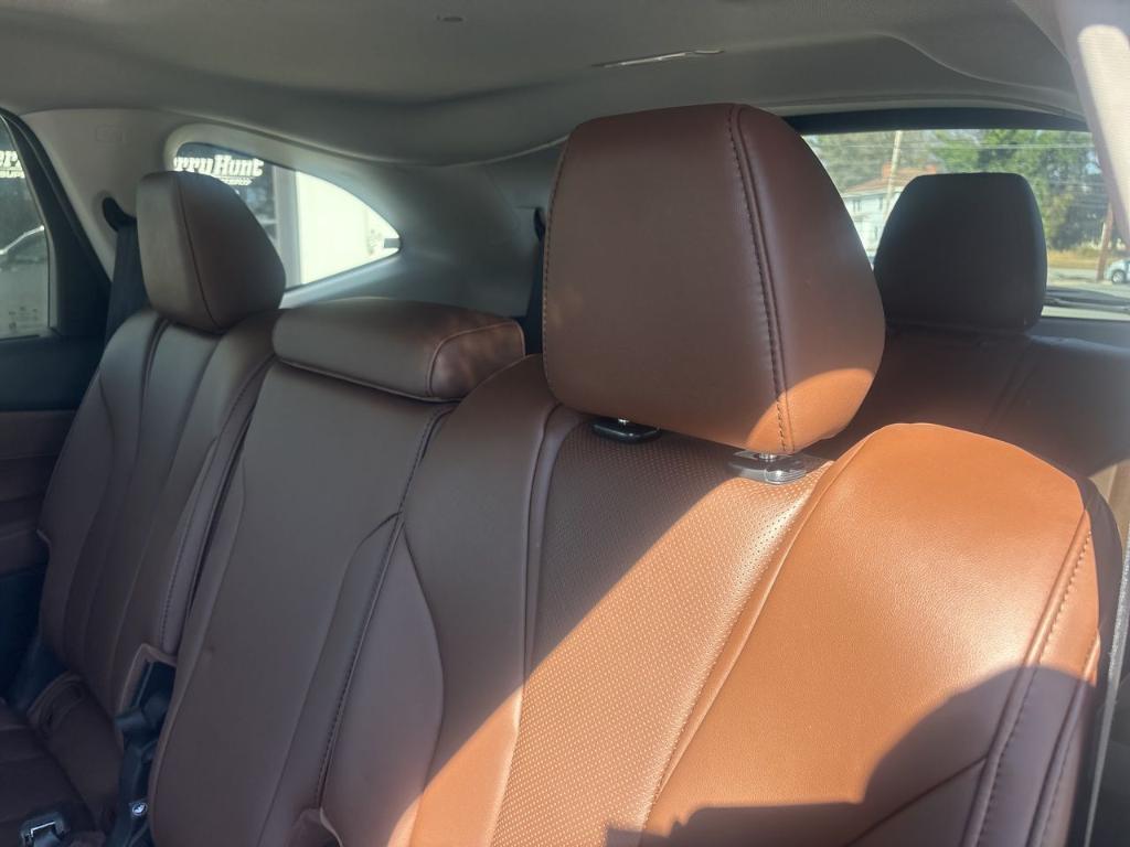 used 2024 Acura MDX car, priced at $41,988