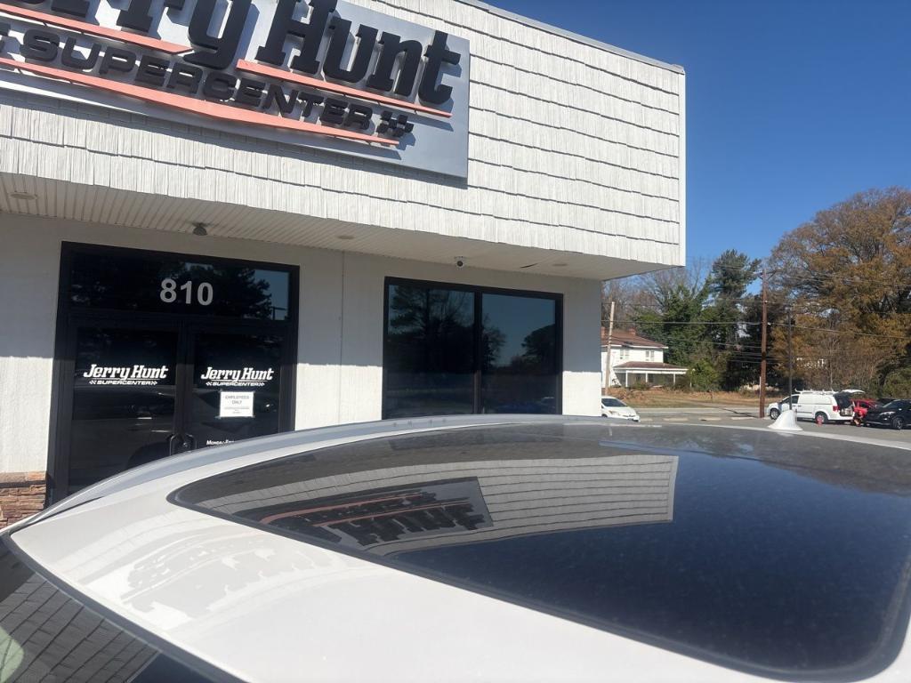 used 2024 Acura MDX car, priced at $41,988