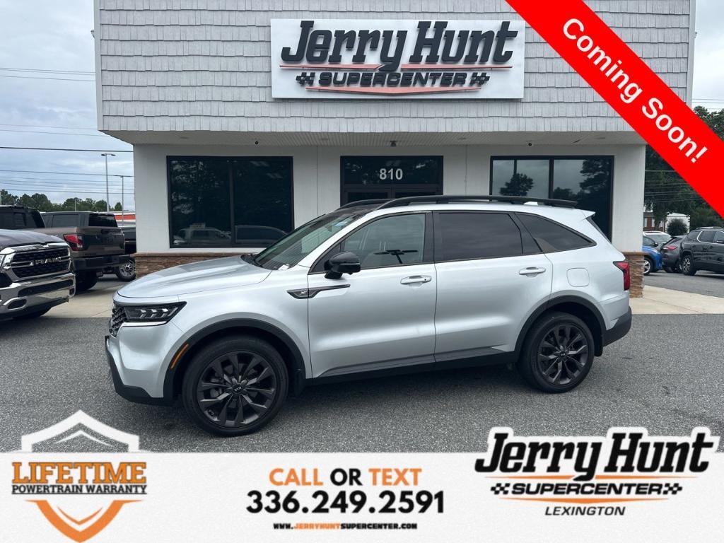 used 2021 Kia Sorento car, priced at $29,300