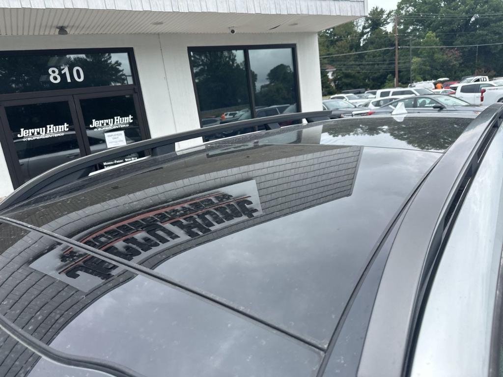 used 2021 Kia Sorento car, priced at $29,300