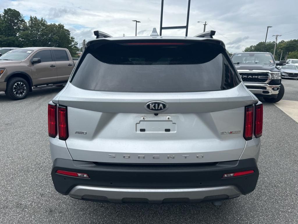 used 2021 Kia Sorento car, priced at $29,300