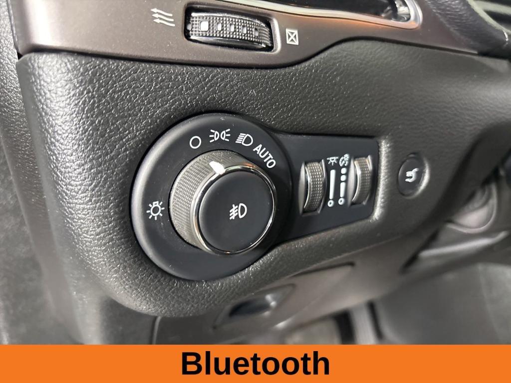 used 2022 Jeep Cherokee car, priced at $21,900