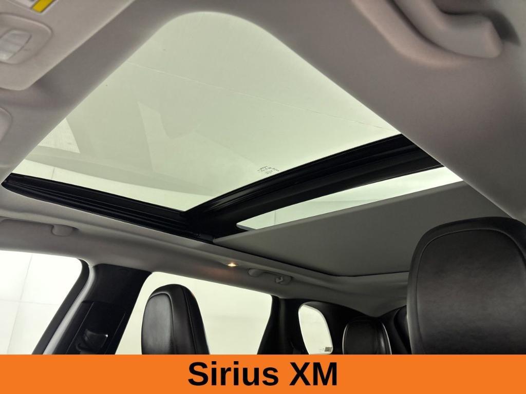 used 2022 Jeep Cherokee car, priced at $21,900