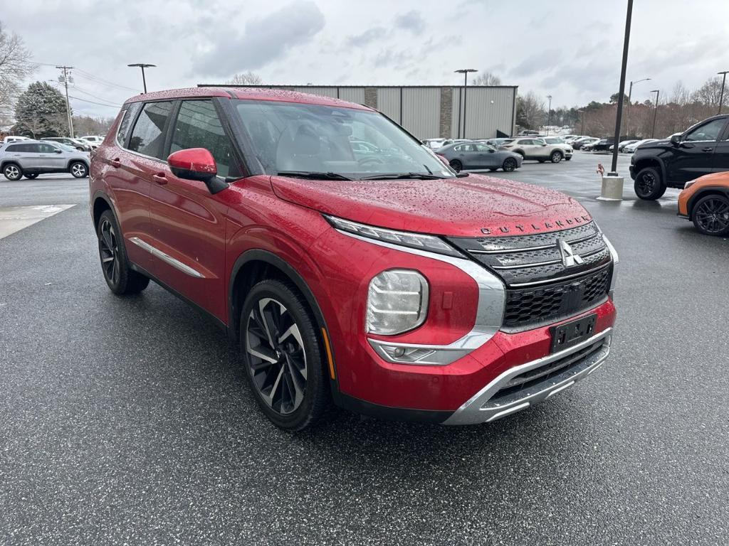 used 2022 Mitsubishi Outlander car, priced at $24,231