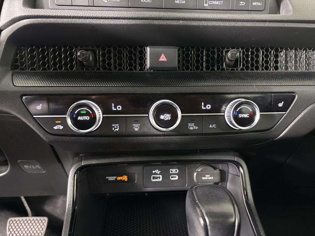 used 2024 Honda CR-V Hybrid car, priced at $30,900