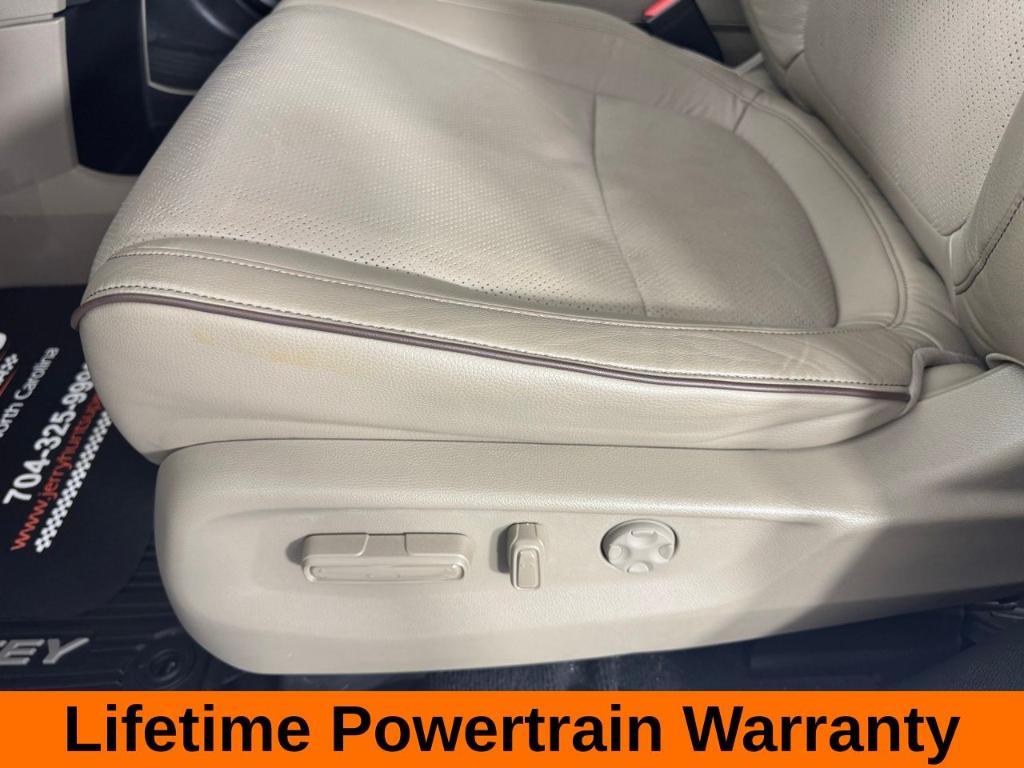 used 2024 Honda Odyssey car, priced at $44,000