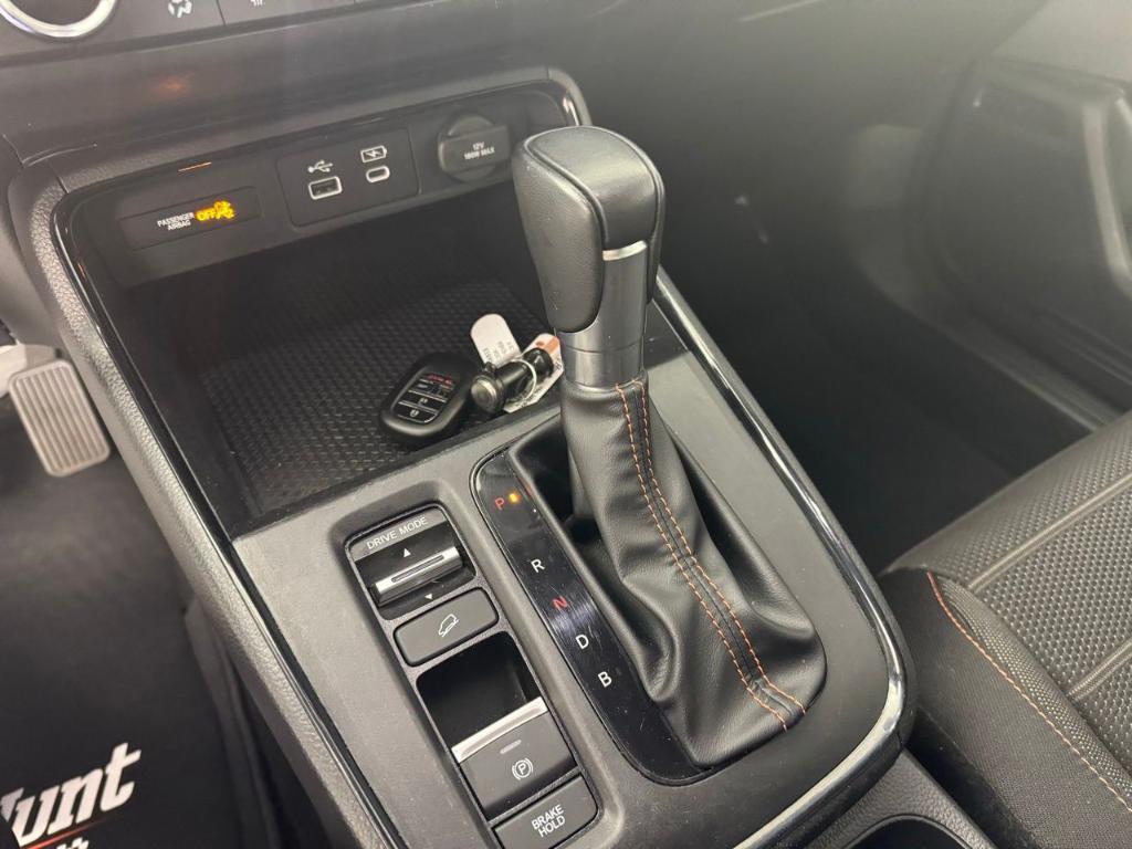 used 2024 Honda CR-V Hybrid car, priced at $31,400