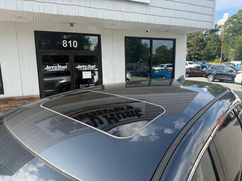 used 2022 Mazda CX-9 car, priced at $26,999