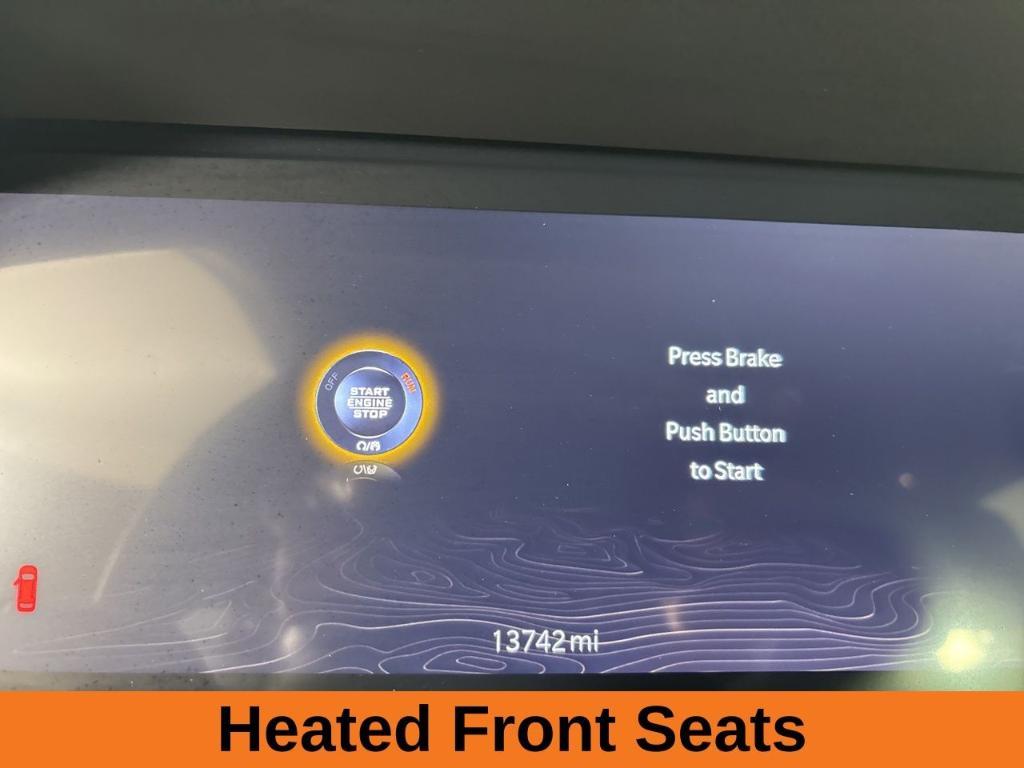 used 2024 Jeep Grand Cherokee car, priced at $38,900