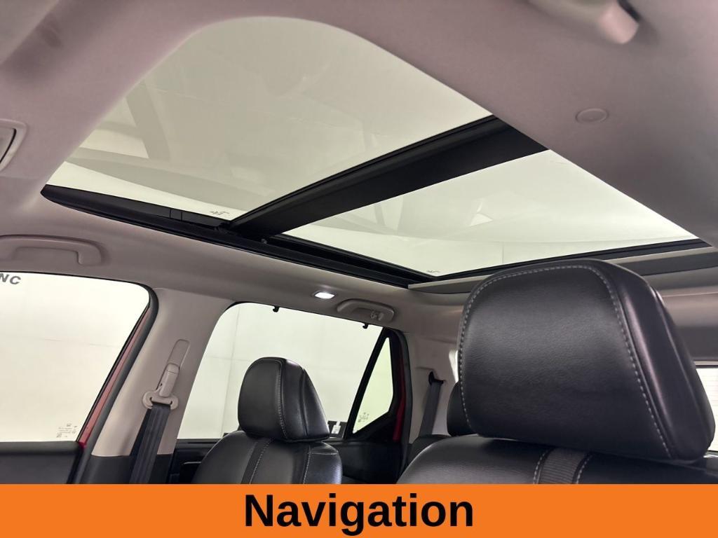 used 2025 Honda Pilot car, priced at $42,900