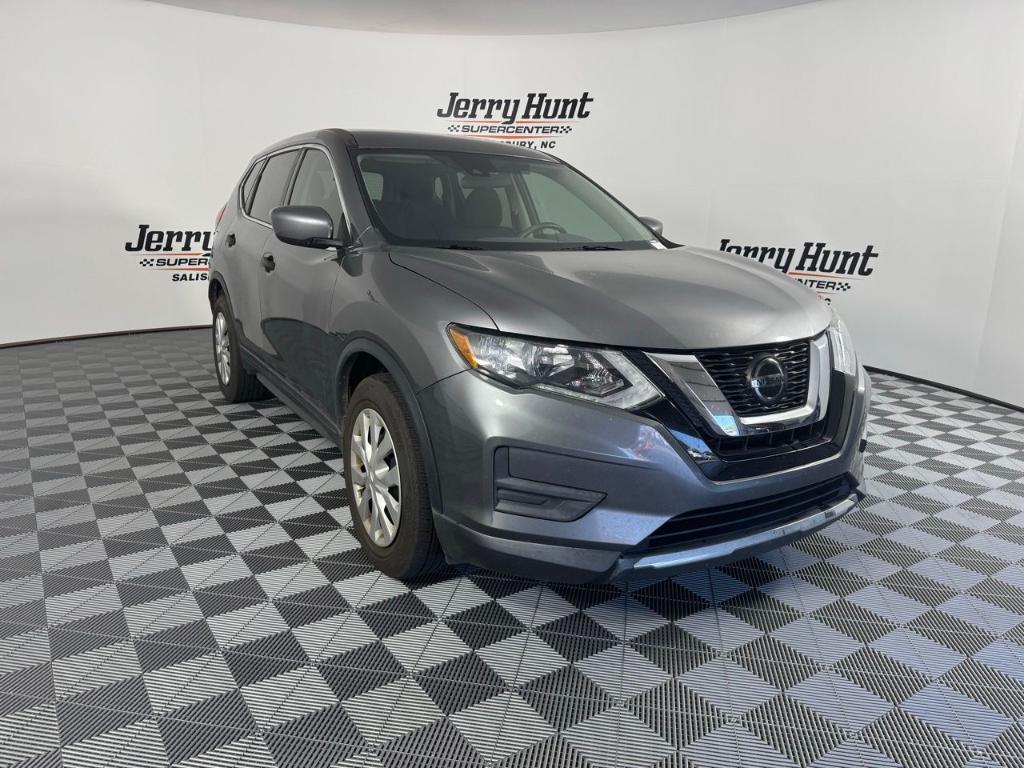 used 2020 Nissan Rogue car, priced at $15,319