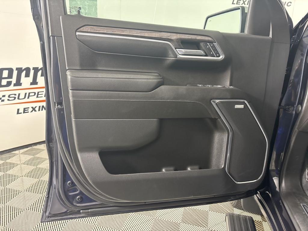 used 2023 Chevrolet Silverado 1500 car, priced at $45,555