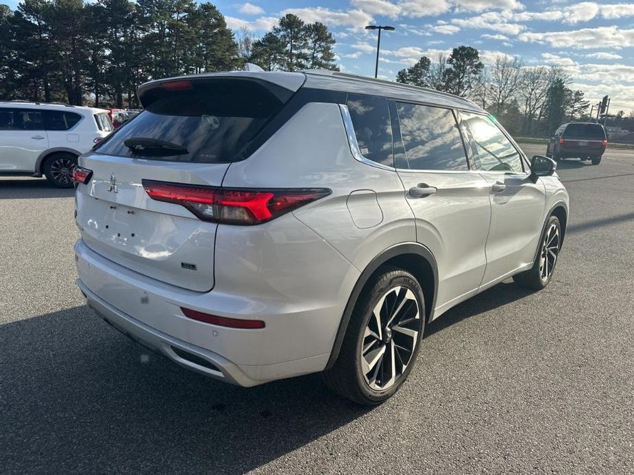 used 2022 Mitsubishi Outlander car, priced at $25,800