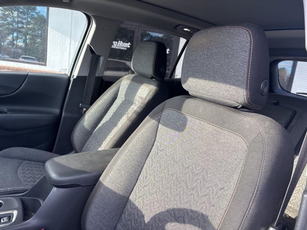 used 2022 Chevrolet Equinox car, priced at $22,209