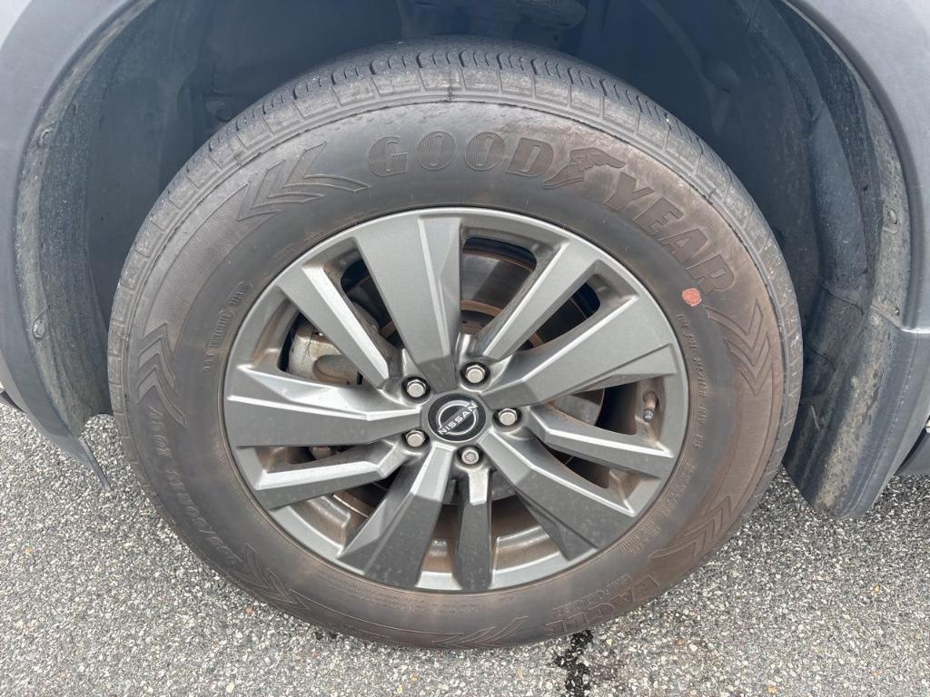 used 2022 Nissan Pathfinder car, priced at $100,000