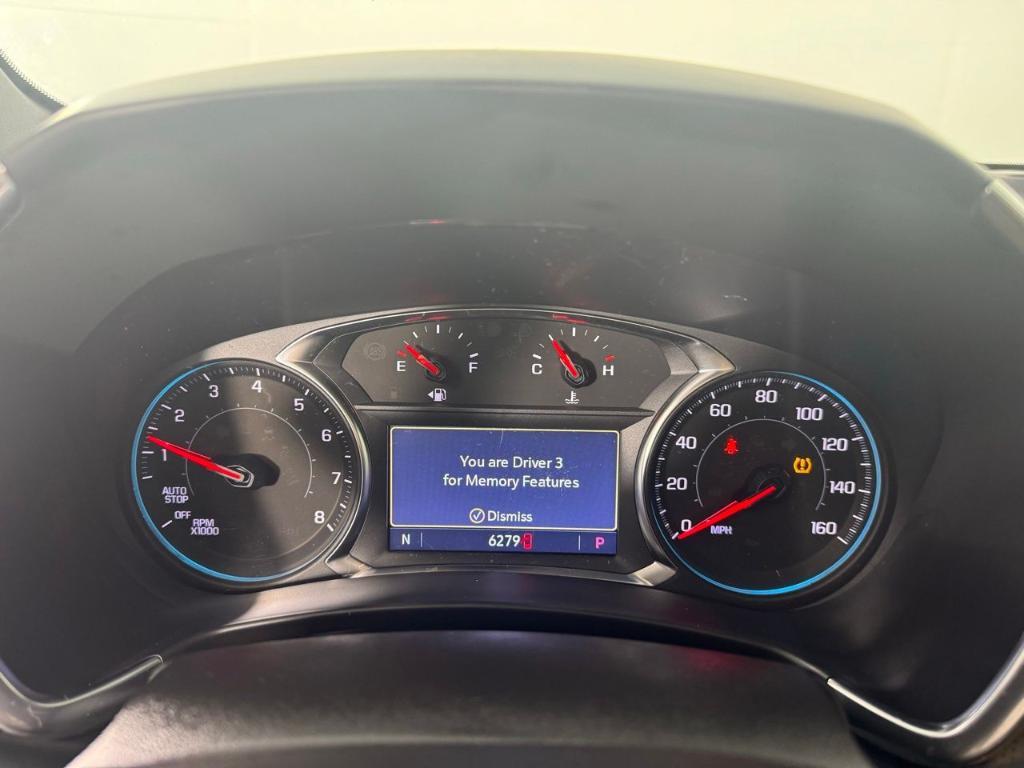 used 2024 Chevrolet Equinox car, priced at $27,000