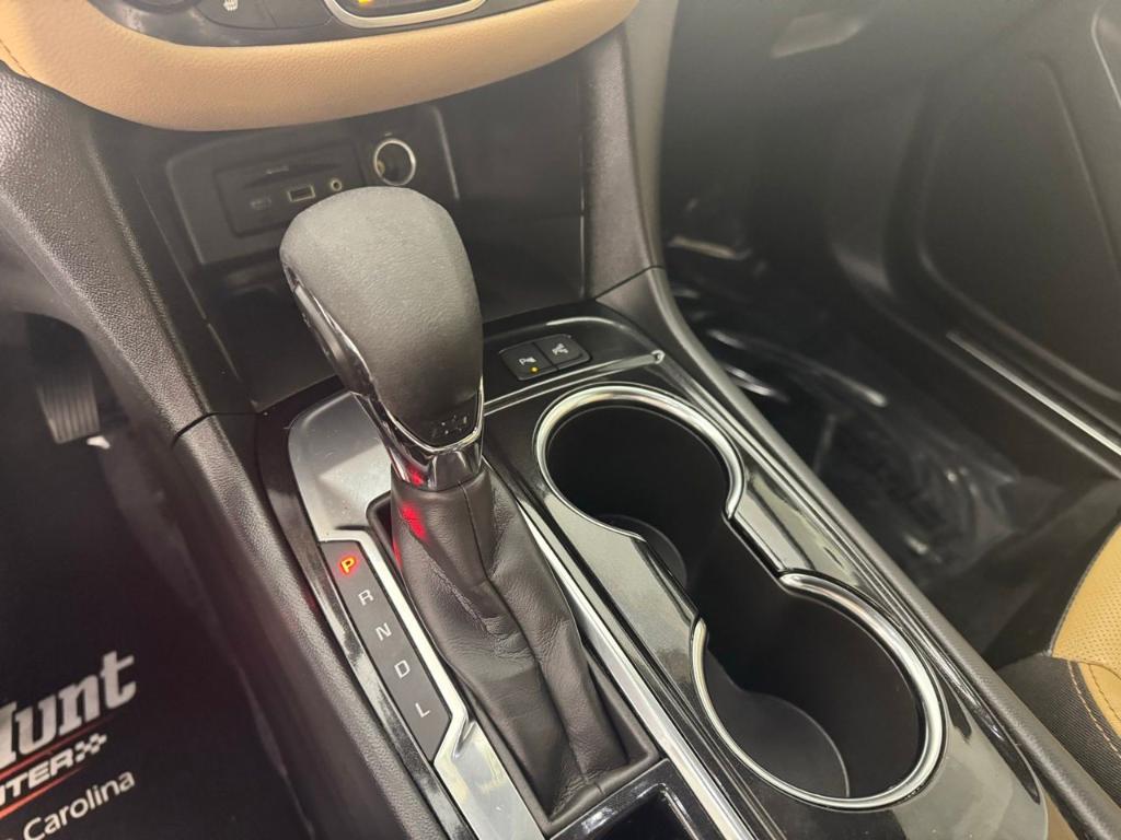 used 2024 Chevrolet Equinox car, priced at $27,000