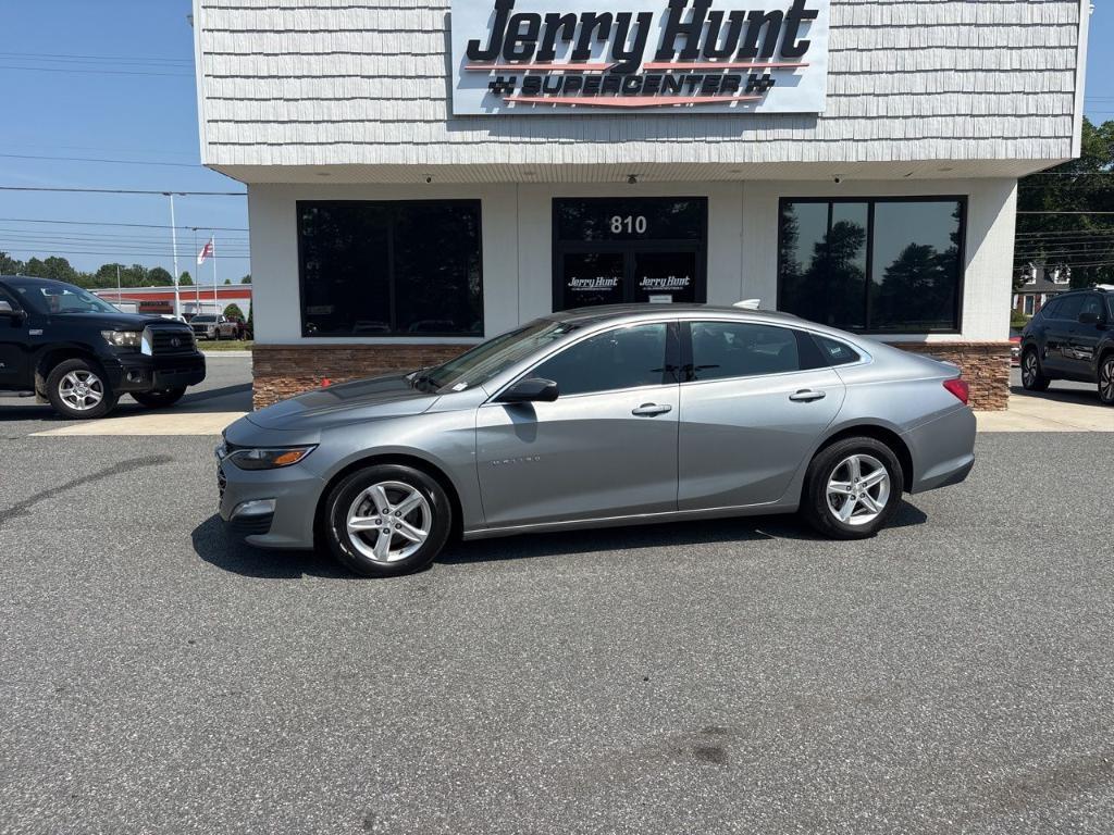 used 2024 Chevrolet Malibu car, priced at $16,900