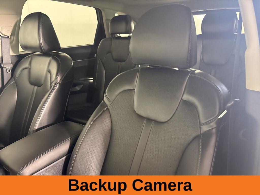 used 2024 Kia Sorento car, priced at $29,600