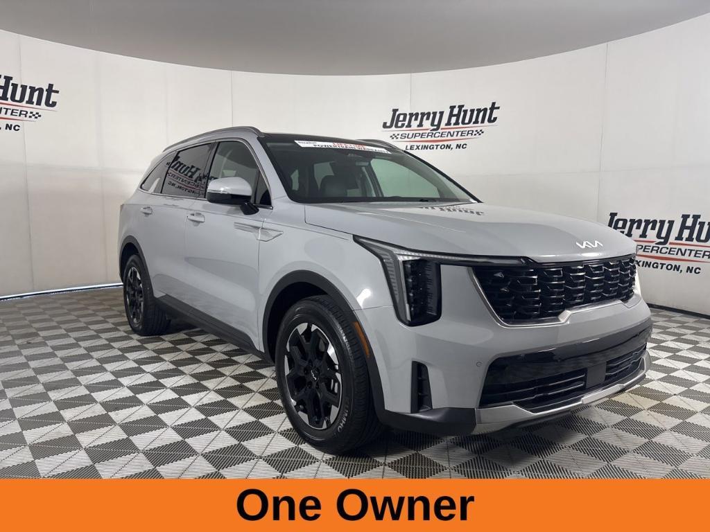 used 2024 Kia Sorento car, priced at $29,600