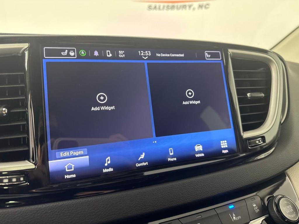 used 2024 Chrysler Pacifica car, priced at $30,400