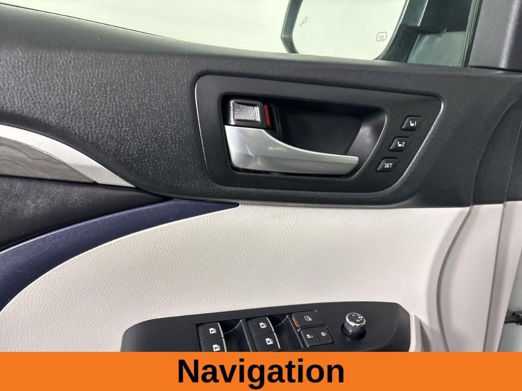 used 2019 Toyota Highlander car, priced at $30,205