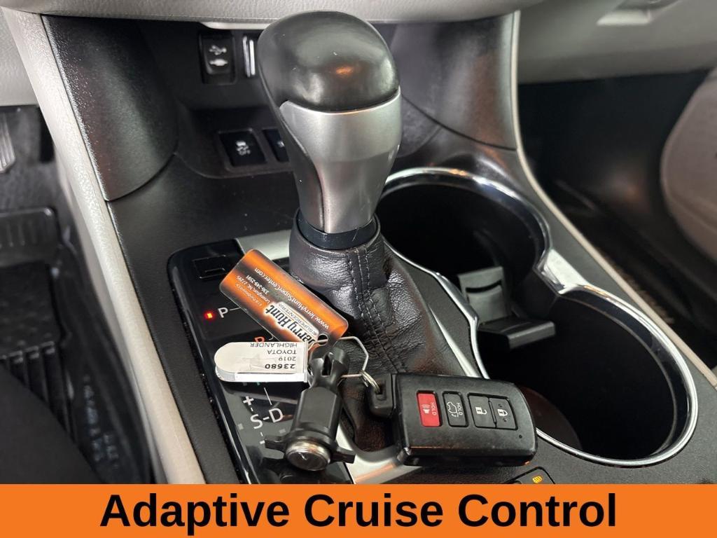 used 2019 Toyota Highlander car, priced at $30,205