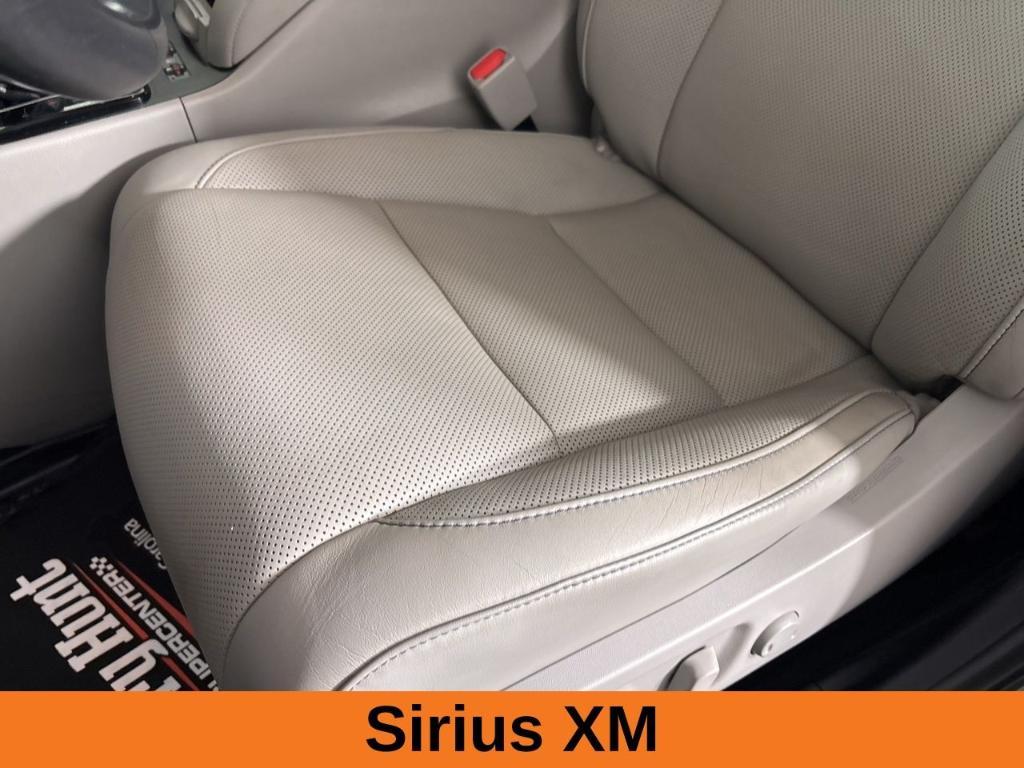 used 2019 Toyota Highlander car, priced at $30,205