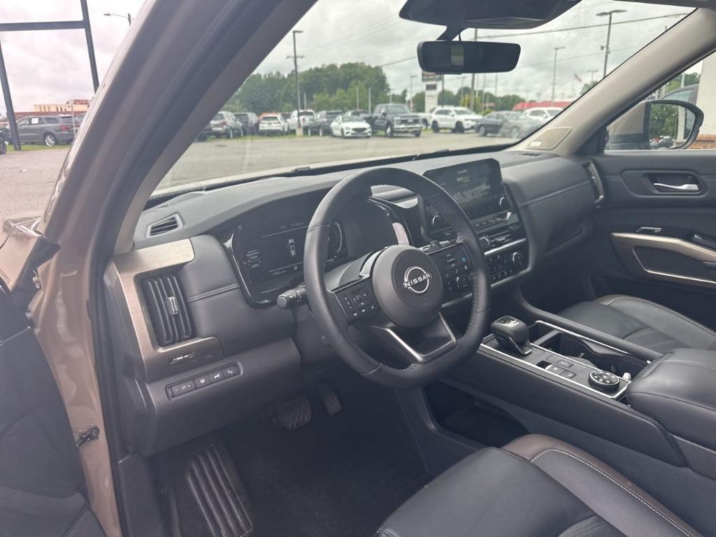 used 2024 Nissan Pathfinder car, priced at $40,500