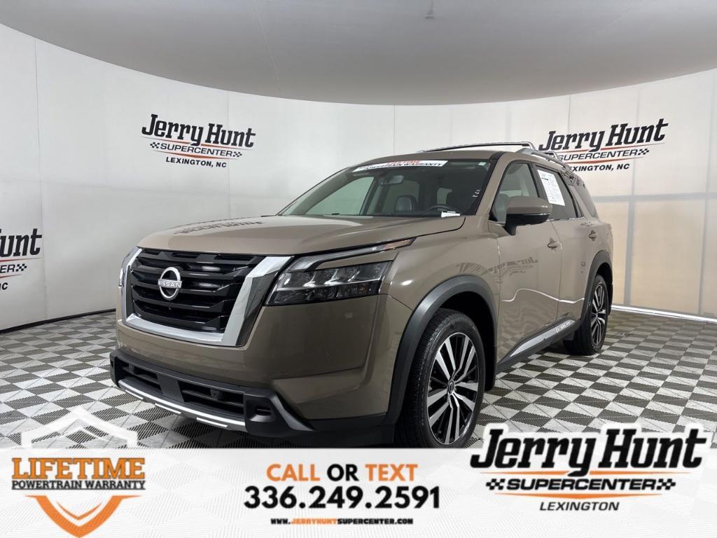 used 2024 Nissan Pathfinder car, priced at $40,300
