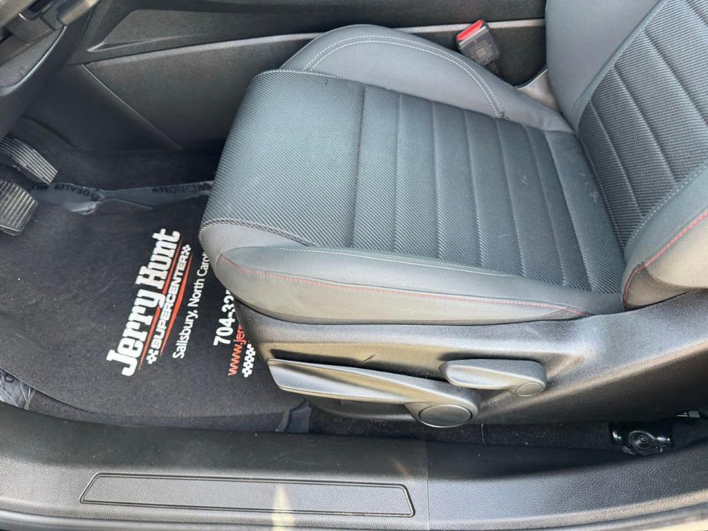 used 2024 Dodge Hornet car, priced at $25,000