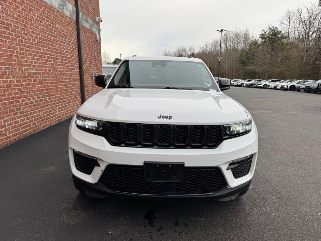 used 2023 Jeep Grand Cherokee car, priced at $33,300