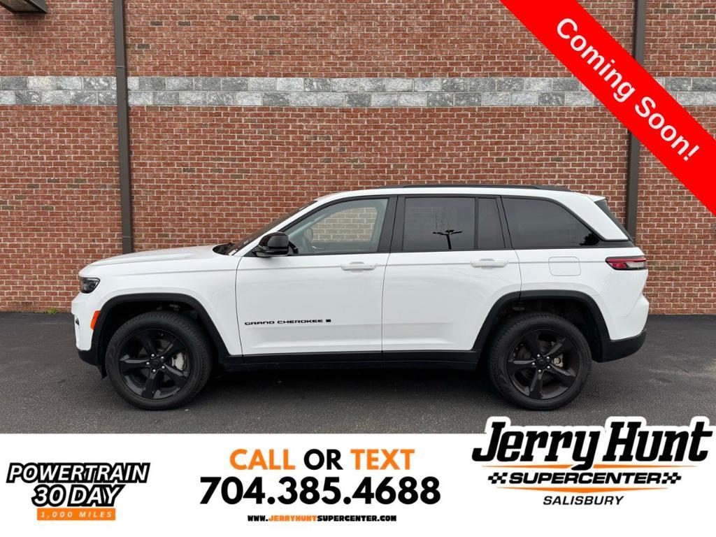 used 2023 Jeep Grand Cherokee car, priced at $33,300