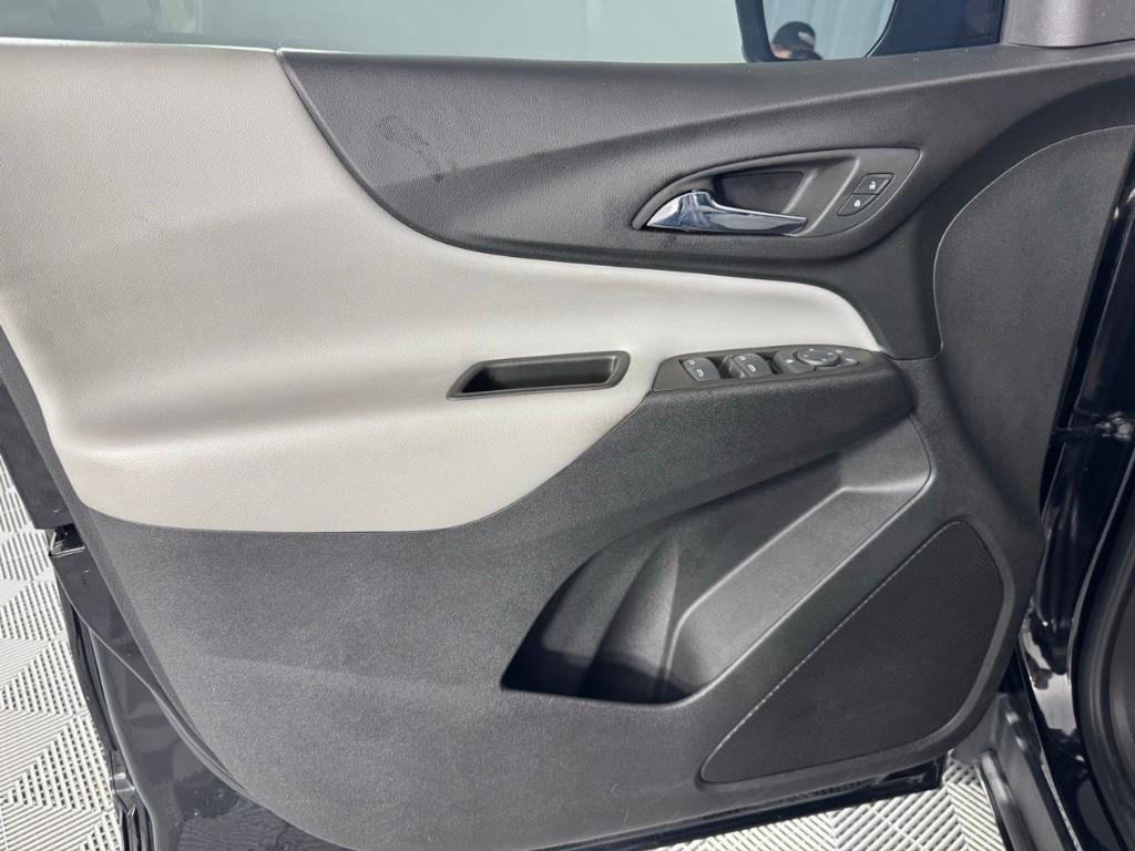 used 2023 Chevrolet Equinox car, priced at $20,500