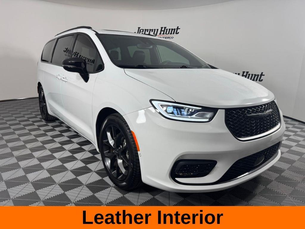 used 2024 Chrysler Pacifica car, priced at $38,000