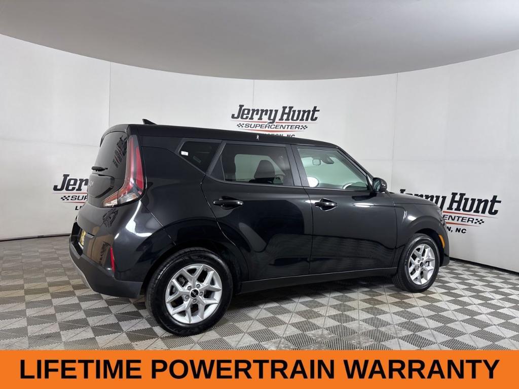 used 2024 Kia Soul car, priced at $17,988