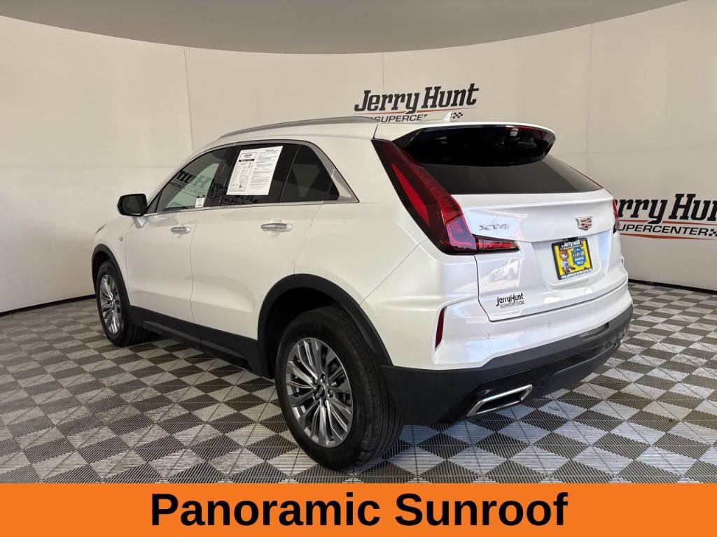 used 2024 Cadillac XT4 car, priced at $35,700