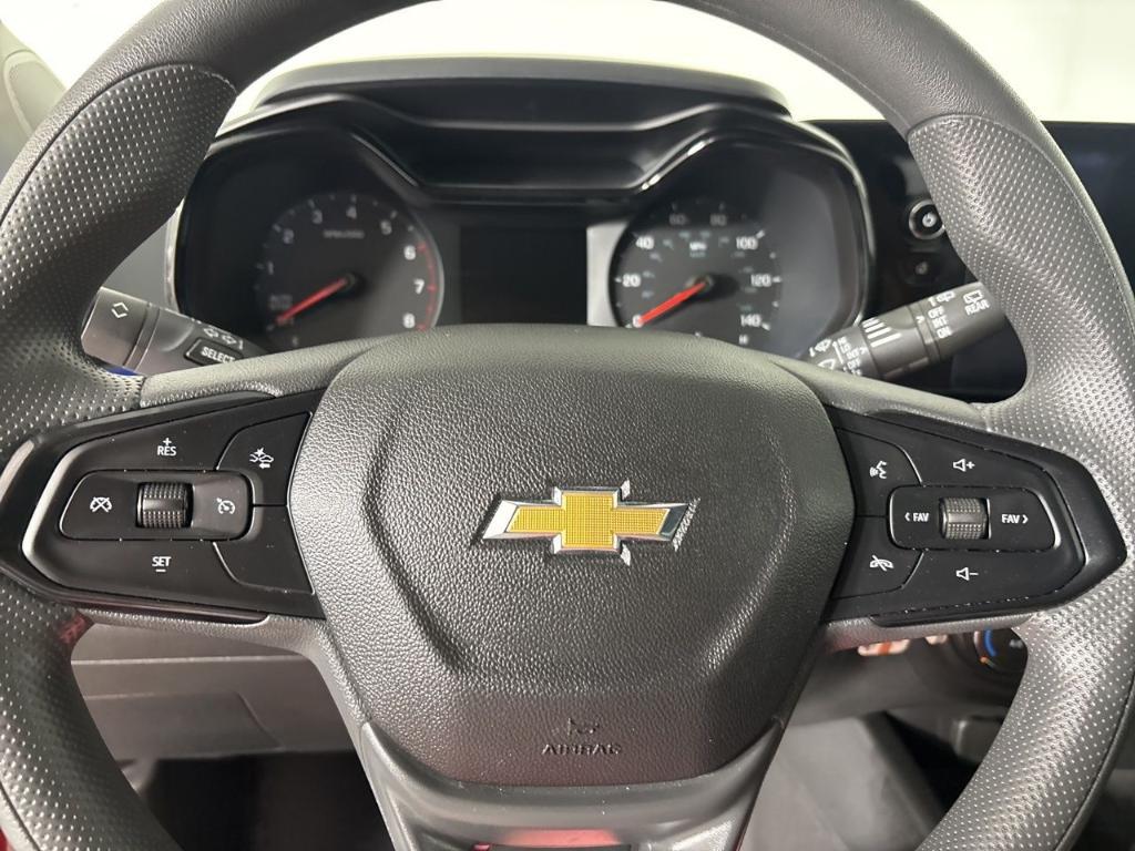 used 2025 Chevrolet Trax car, priced at $21,400