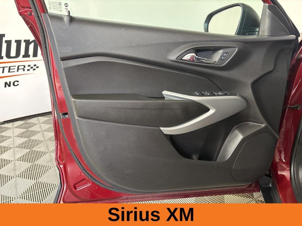 used 2025 Chevrolet Trax car, priced at $21,400