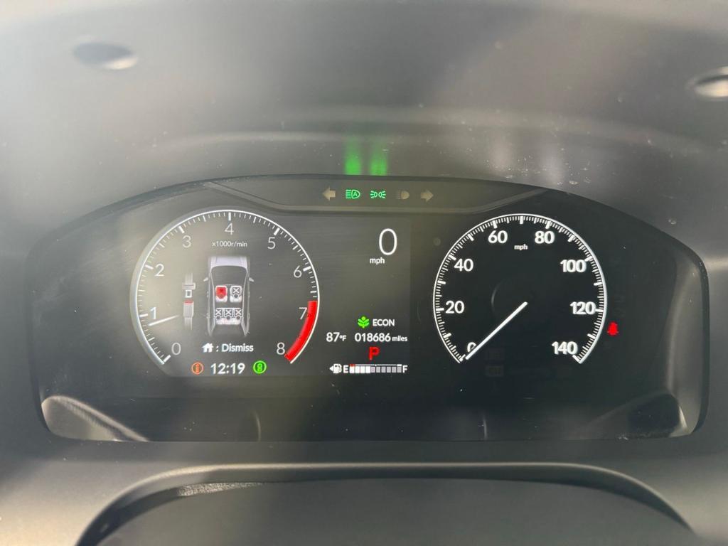 used 2025 Honda HR-V car, priced at $25,100