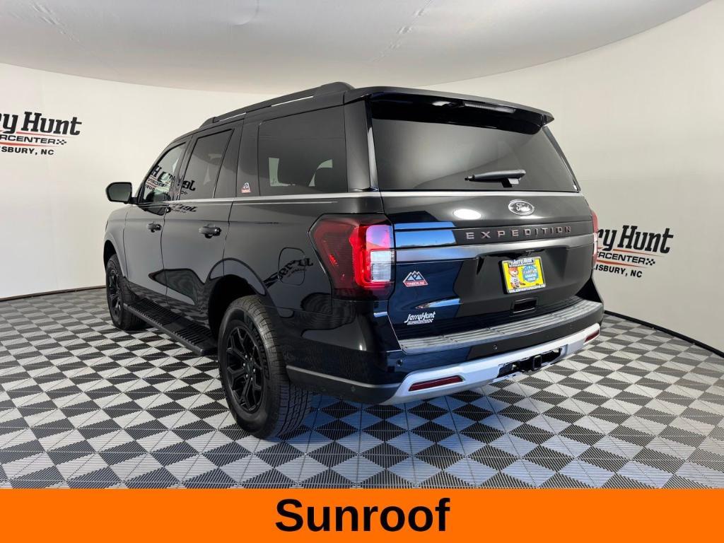 used 2022 Ford Expedition car, priced at $46,300